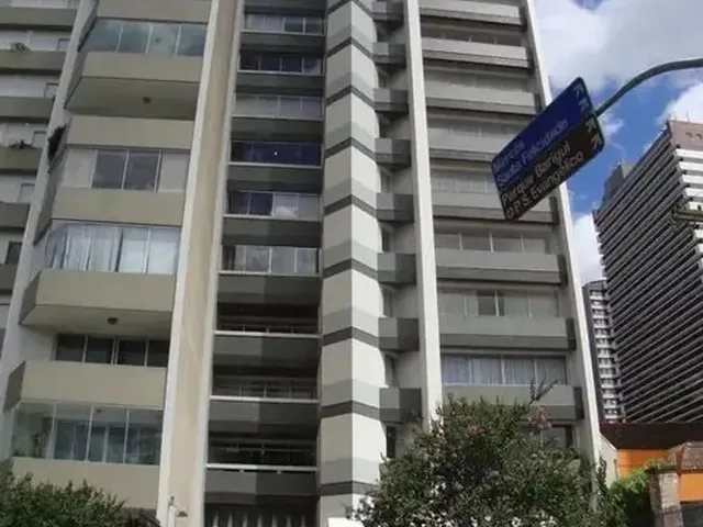 Apartamento 5 quartos e 5 banheiros, à venda, no bairro Batel em Curitiba