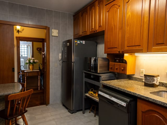 Apartamento com 450m² 4 quartos e 3 banheiros, à venda, no bairro Centro em Pelotas