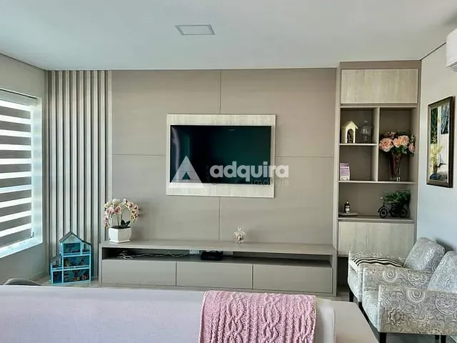 Apartamento com 187m² 3 quartos e 2 banheiros, à venda, no bairro Uvaranas em Ponta Grossa
