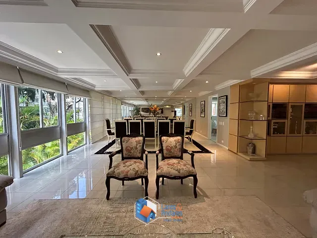 Apartamento com 337m² 4 quartos e 5 banheiros, à venda, no bairro Higienópolis em São Paulo