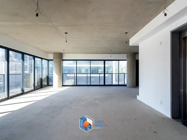 Apartamento com 156m² 2 quartos e 4 banheiros, à venda, no bairro Vila Olímpia em São Paulo