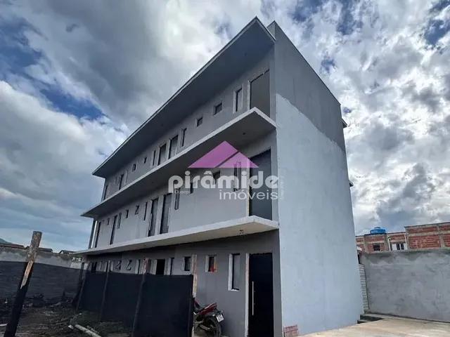 Apartamento com 10m² 1 quarto e 1 banheiro, à venda, no bairro Sapé em Ubatuba