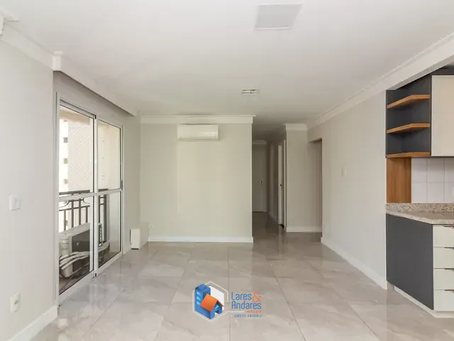 Apartamento com 94m² 3 quartos e 2 banheiros, à venda, no bairro Santo Amaro em São Paulo