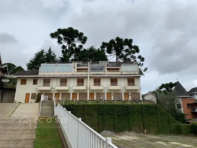 Apartamento 3 quartos e 4 banheiros, à venda, no bairro Capivari em Campos do Jordão