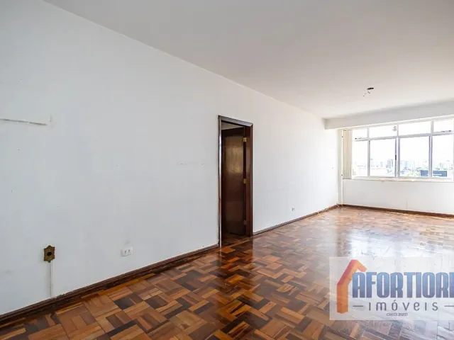 Apartamento 3 quartos e 3 banheiros, à venda, no bairro Rebouças em Curitiba
