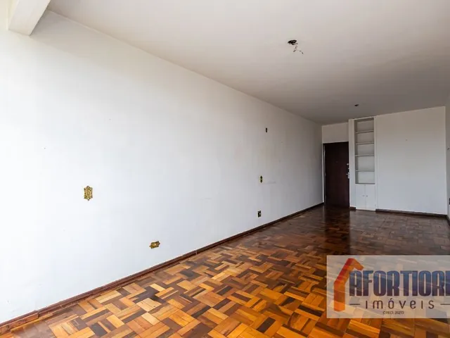 Apartamento 3 quartos e 3 banheiros, à venda, no bairro Rebouças em Curitiba