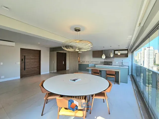 Apartamento com 192m² 2 quartos e 4 banheiros, à venda, no bairro Campo Belo em São Paulo