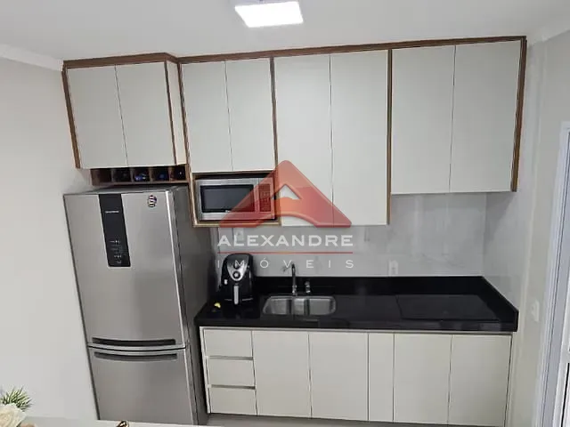 Apartamento 2 quartos e 1 banheiro, à venda, no bairro Vila Industrial em São José dos Campos