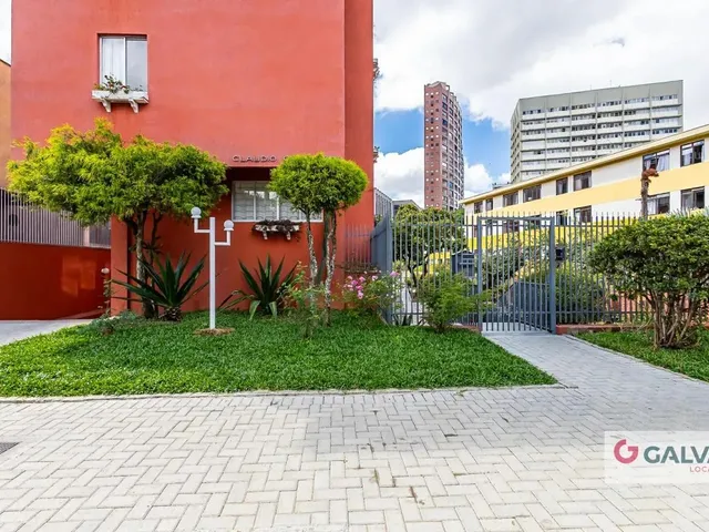 Apartamento 2 quartos e 1 banheiro, para alugar, no bairro Centro Cívico em Curitiba