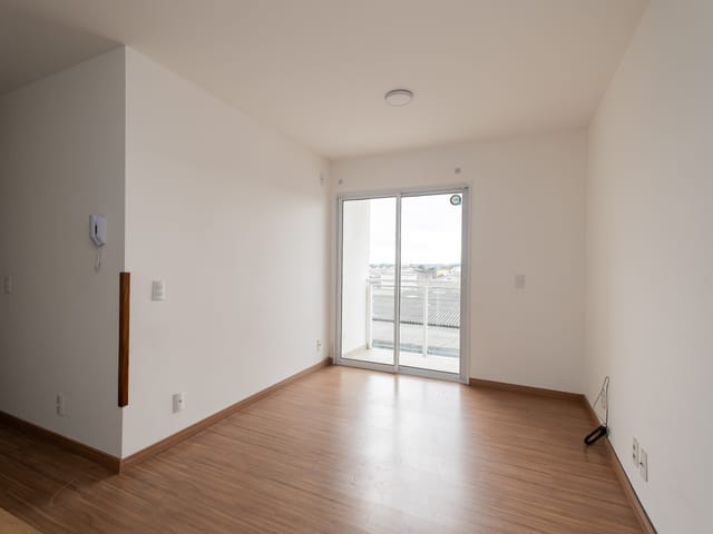 Apartamento 2 quartos e 1 banheiro, para alugar, no bairro Três Vendas em Pelotas