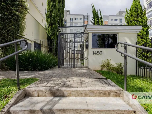 Apartamento 3 quartos e 2 banheiros, para alugar, no bairro Cristo Rei em Curitiba