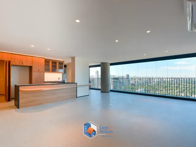Apartamento com 178m² 3 quartos e 5 banheiros, à venda, no bairro Pinheiros em São Paulo