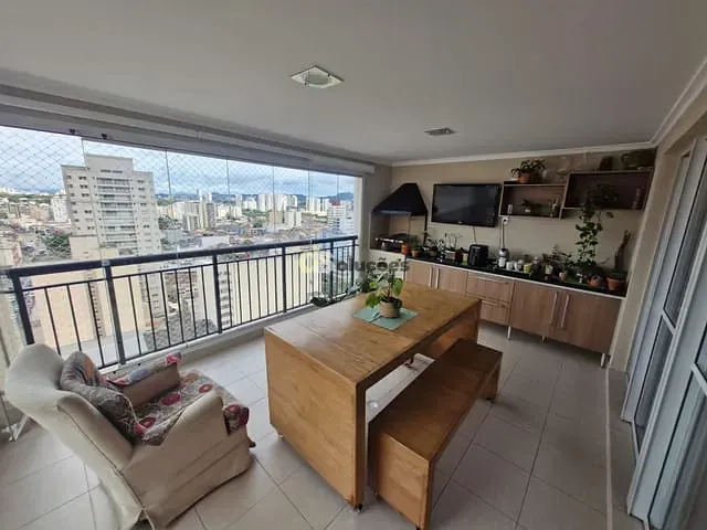 Apartamento 3 quartos e 2 banheiros, à venda, no bairro Vila Romana em São Paulo