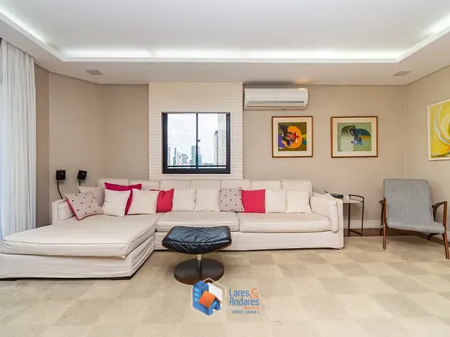 Apartamento com 158m² 3 quartos e 2 banheiros, à venda, no bairro Vila Olímpia em São Paulo