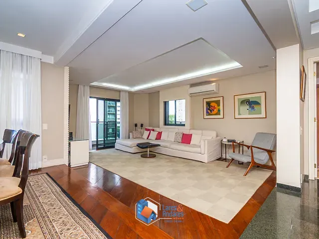Apartamento com 158m² 3 quartos e 2 banheiros, à venda, no bairro Vila Olímpia em São Paulo