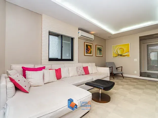 Apartamento com 158m² 3 quartos e 2 banheiros, à venda, no bairro Vila Olímpia em São Paulo