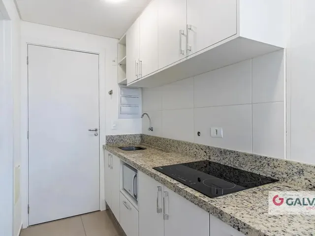 Apartamento 1 quarto e 1 banheiro, para alugar, no bairro Novo Mundo em Curitiba