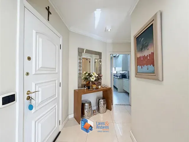 Apartamento com 140m² 3 quartos e 5 banheiros, à venda, no bairro Moema em São Paulo