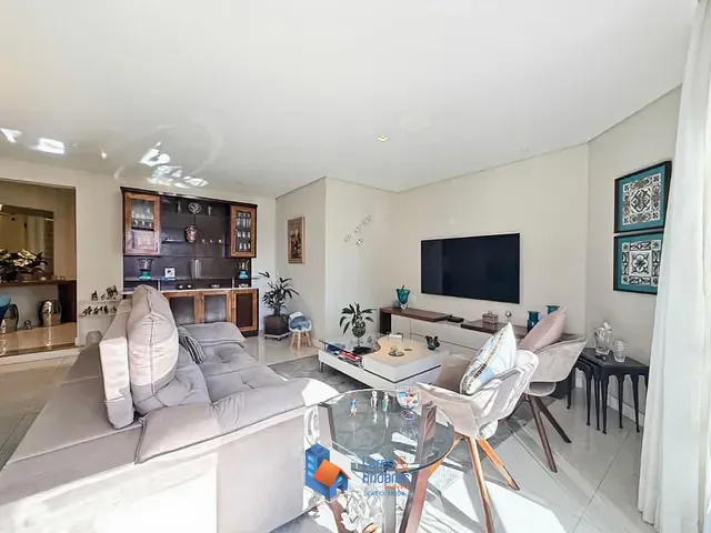 Apartamento com 140m² 3 quartos e 5 banheiros, à venda, no bairro Moema em São Paulo