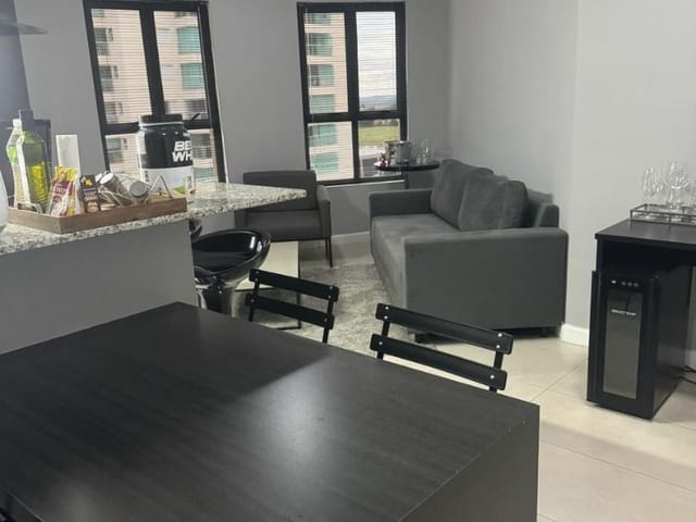Apartamento 1 quarto e 1 banheiro, à venda, no bairro Jardim Aquarius em São José dos Campos