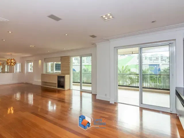 Apartamento com 171m² 3 quartos e 5 banheiros, à venda, no bairro Alto da Boa Vista em São Paulo