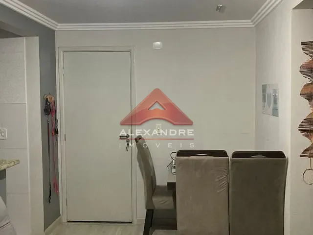 Apartamento 2 quartos e 2 banheiros, à venda, no bairro Vila Tesouro em São José dos Campos