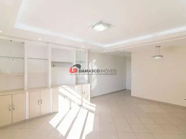 Apartamento 4 quartos e 2 banheiros, para alugar, no bairro Centro em São Caetano do Sul