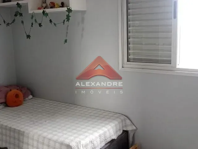 Apartamento com 112m² 3 quartos e 1 banheiro, à venda, no bairro Vila Industrial em São José dos Campos