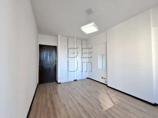 Apartamento 3 quartos e 2 banheiros, à venda, no bairro Centro em Londrina