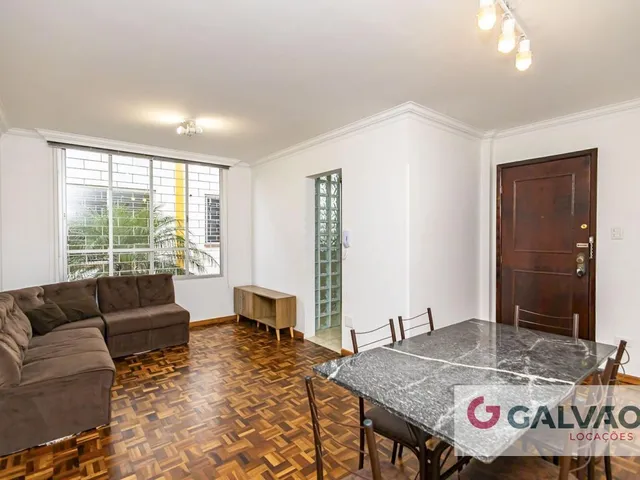 Apartamento 2 quartos e 2 banheiros, para alugar, no bairro Rebouças em Curitiba