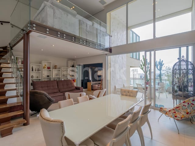 Apartamento com 239m² 4 quartos e 6 banheiros, à venda, no bairro Campo Belo em São Paulo