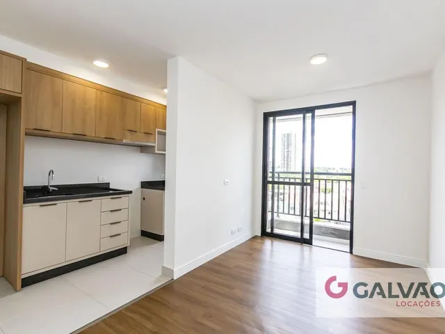 Apartamento 2 quartos e 1 banheiro, para alugar, no bairro Ecoville em Curitiba