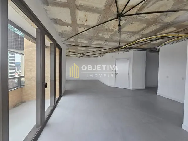 Apartamento com 273m² 3 quartos e 5 banheiros, à venda, no bairro Jardim Mauá em Novo Hamburgo