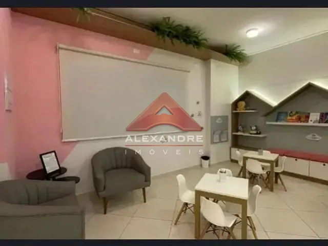 Apartamento 2 quartos e 1 banheiro, à venda, no bairro Jardim São Vicente em São José dos Campos