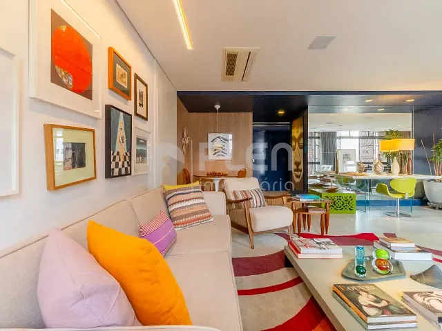 Apartamento com 280m² 3 quartos e 4 banheiros, à venda, no bairro Santa Cecília em São Paulo