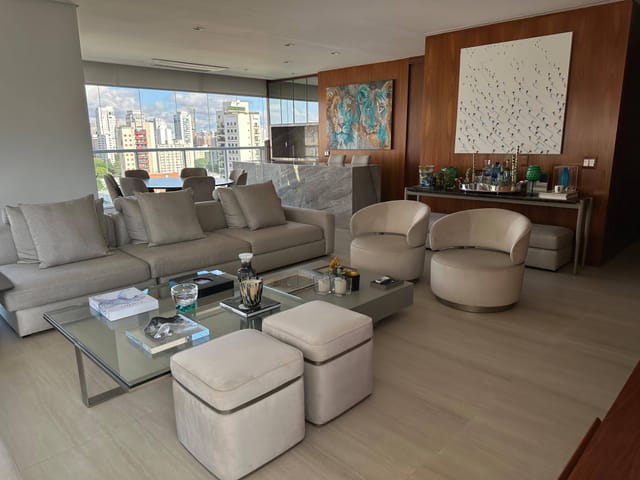 Apartamento com 152m² 3 quartos e 4 banheiros, à venda, no bairro Vila Olímpia em São Paulo
