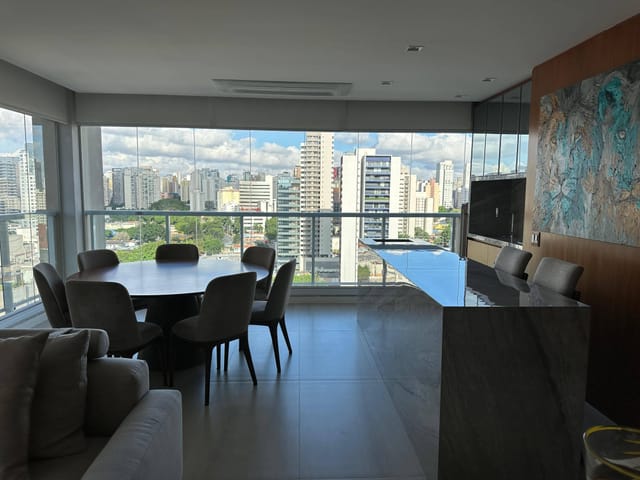 Apartamento com 152m² 3 quartos e 4 banheiros, à venda, no bairro Vila Olímpia em São Paulo