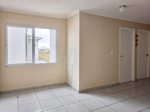 Apartamento com 65m² 2 quartos e 1 banheiro, à venda, no bairro Areal em Pelotas