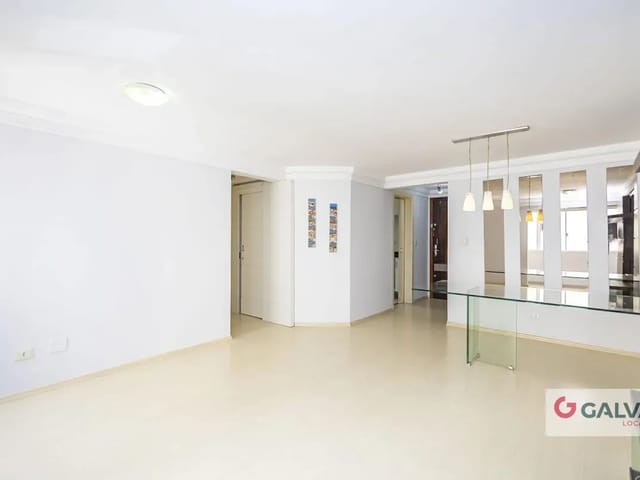 Apartamento 2 quartos e 2 banheiros, para alugar, no bairro Bigorrilho em Curitiba