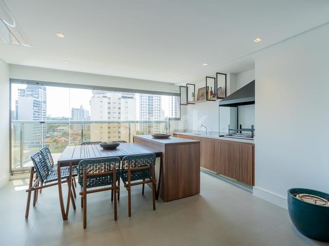 Apartamento com 157m² 3 quartos e 4 banheiros, à venda, no bairro Jardim das Acácias em São Paulo