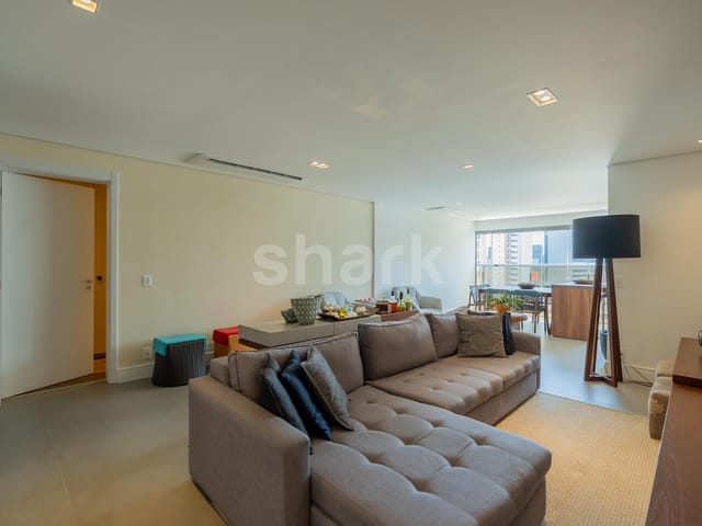 Apartamento com 157m² 3 quartos e 4 banheiros, à venda, no bairro Jardim das Acácias em São Paulo