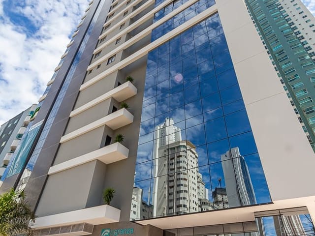 Foto do Apartamento - Apartamento à venda 2 Vagas, 238.81M², Pioneiros, Balneário Camboriú - SC | Interpraias Imóveis