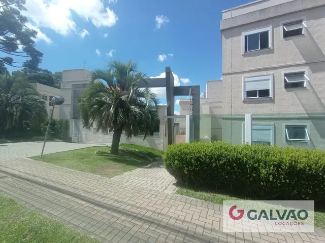 Apartamento 2 quartos e 1 banheiro, para alugar, no bairro Santa Cândida em Curitiba