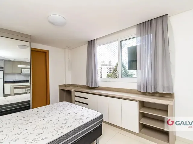 Apartamento 1 quarto e 1 banheiro, para alugar, no bairro Alto da Glória em Curitiba