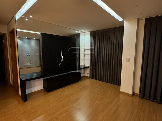 Apartamento com 105m² 2 quartos e 2 banheiros, à venda, no bairro Santa Rosa em Londrina