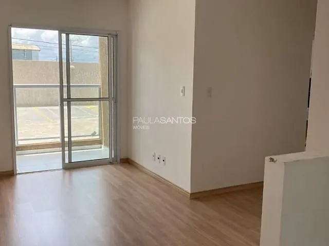 Apartamento 2 quartos e 2 banheiros, à venda, no bairro Chácaras Reunidas São Jorge em Sorocaba