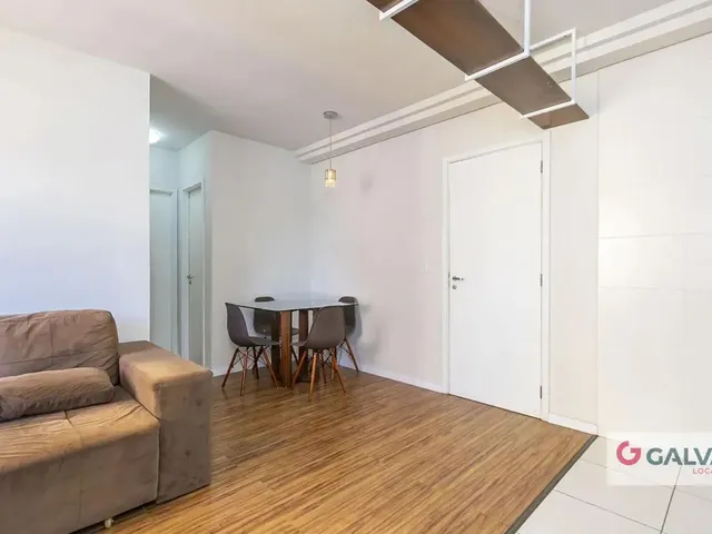 Apartamento 2 quartos e 1 banheiro, para alugar, no bairro Capão Raso em Curitiba
