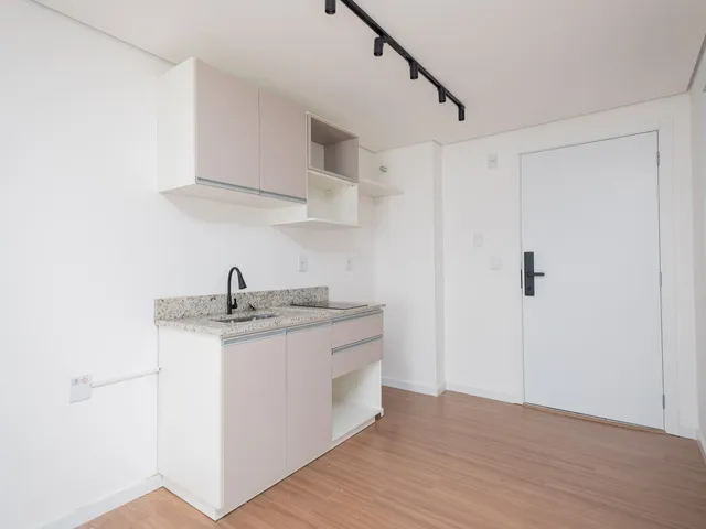 Apartamento 1 quarto e 1 banheiro, para alugar, no bairro Centro em Pelotas