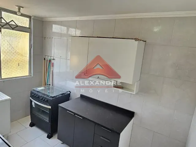 Apartamento com 78m² 2 quartos e 1 banheiro, para alugar, no bairro Vila Industrial em São José dos Campos