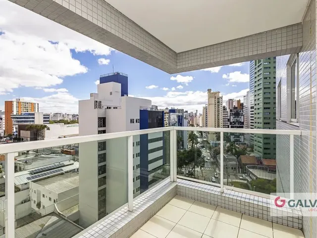 Apartamento 2 quartos e 2 banheiros, para alugar, no bairro Centro em Curitiba